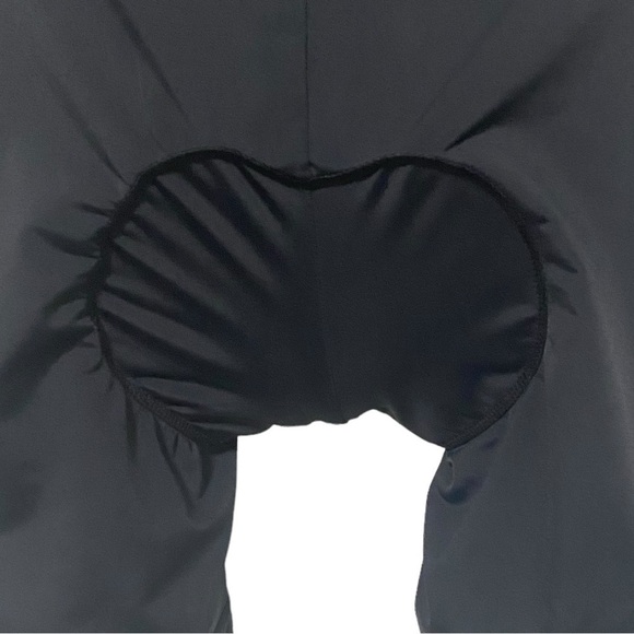 BEROY - NWT - SIZE 3XL - CYCLING SHORTS - GOOD PADDING- REFLECTIVE MATERIAL - Picture 3 of 8
